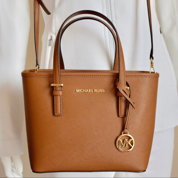 Michael Kors Handbags - MICHAEL KORS JET SET TRAVEL BAG
